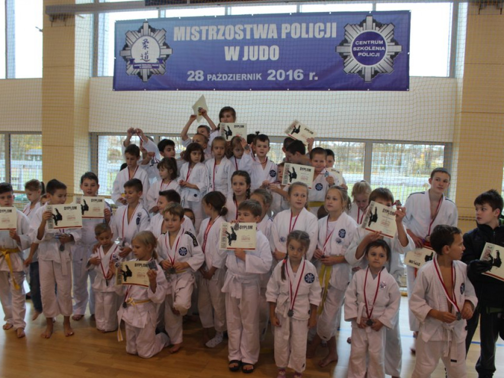 Legionowo: Mistrzostwa Policji na 10-lecie sekcji judo Legionowskiego Towarzystwa Sportowego
