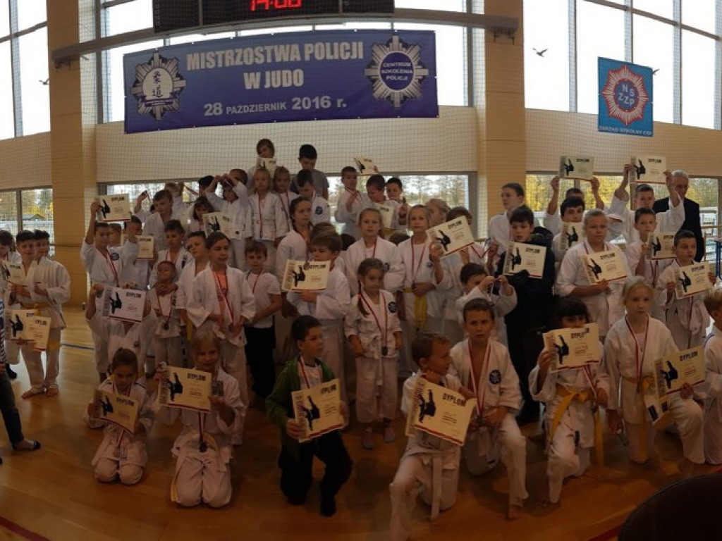 Legionowo: Mistrzostwa Policji na 10-lecie sekcji judo Legionowskiego Towarzystwa Sportowego