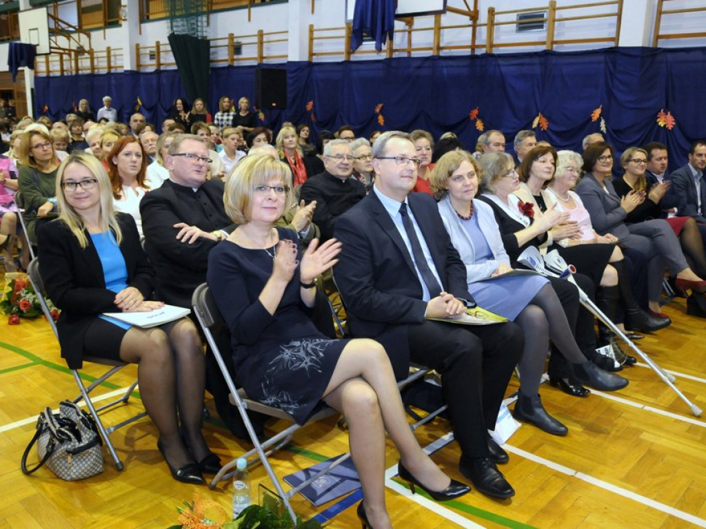 Legionowo: Huczne urodziny Szkoły Podstawowej nr 8 (galeria)
