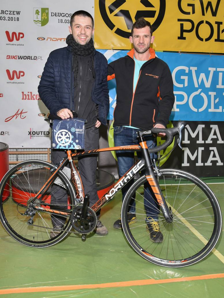 Pierwsze lody przełamane! Inauguracja kolarskiego sezonu w Jabłonnie (galeria)