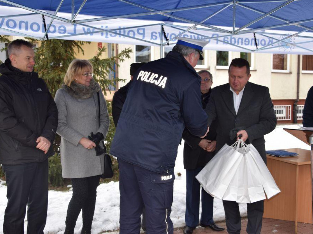 Legionowski: Policja dostała cztery nowe radiowozy (galeria)