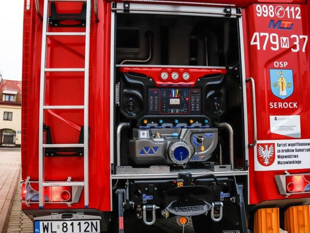 Serock: OSP ma już nowy samochód! Oficjalne przekazanie 5 lutego