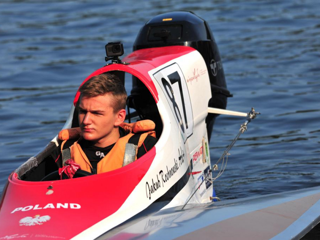 Motorowodniak z Chotomowa znów na podium. Udany start Rochnowskiego w eliminacjach Mistrzostw Polski