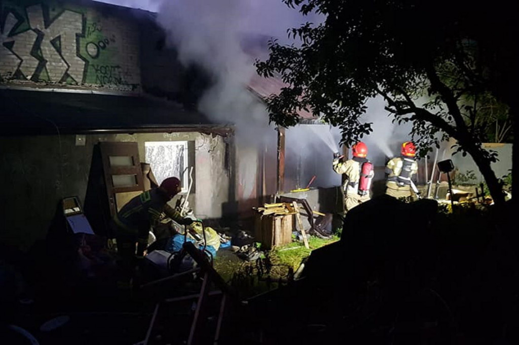 Pożar na Grudziach. Płonął pustostan