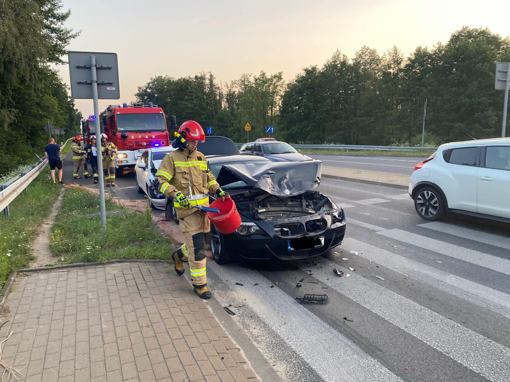 Kolizja przed rondem w Zegrzu Południowym