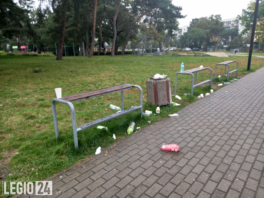 Legionowo: Teren rekreacyjny przy Królowej Jadwigi