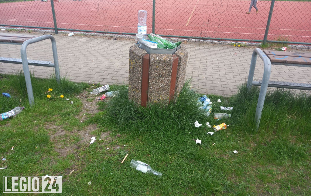 Legionowo: Teren rekreacyjny przy Królowej Jadwigi