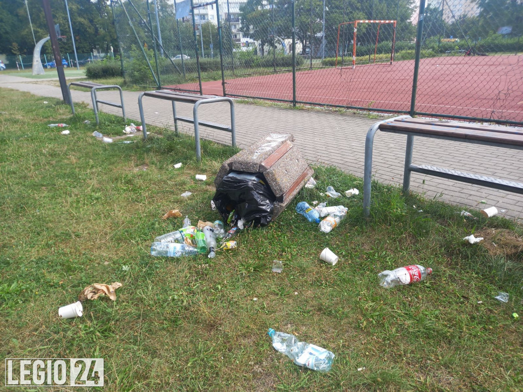 Legionowo: Teren rekreacyjny przy Królowej Jadwigi