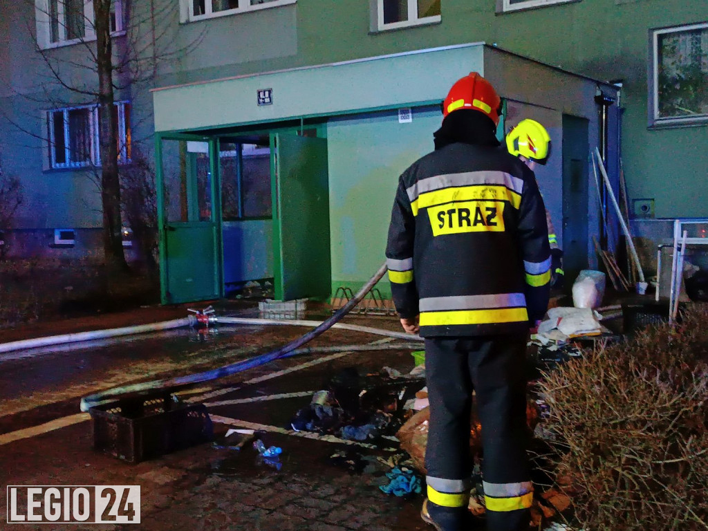 Pożar w bloku przy 3-go Maja w Legionowie