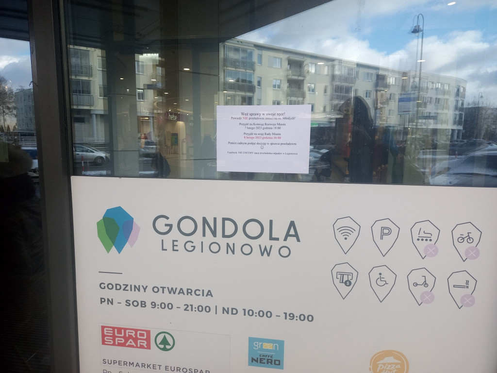 Śmieci przy Sikorskiego. Tak protestują mieszkańcy