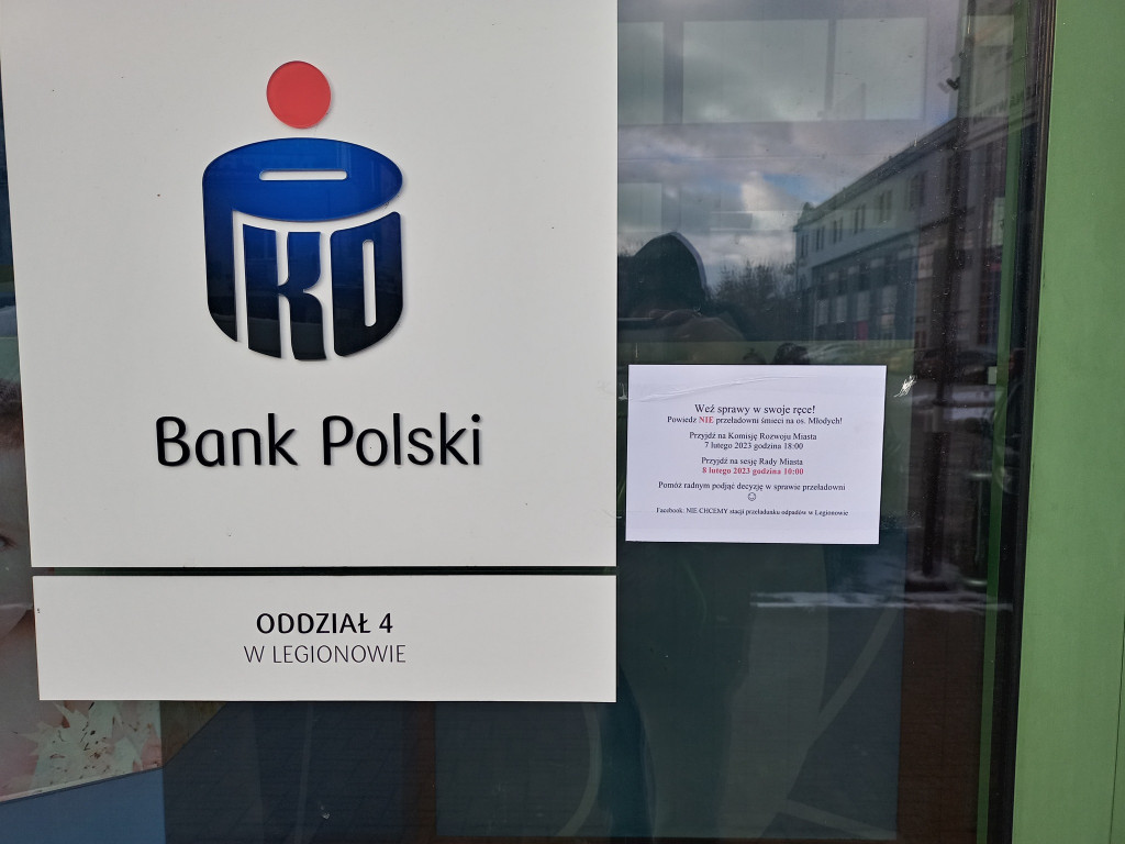Śmieci przy Sikorskiego. Tak protestują mieszkańcy