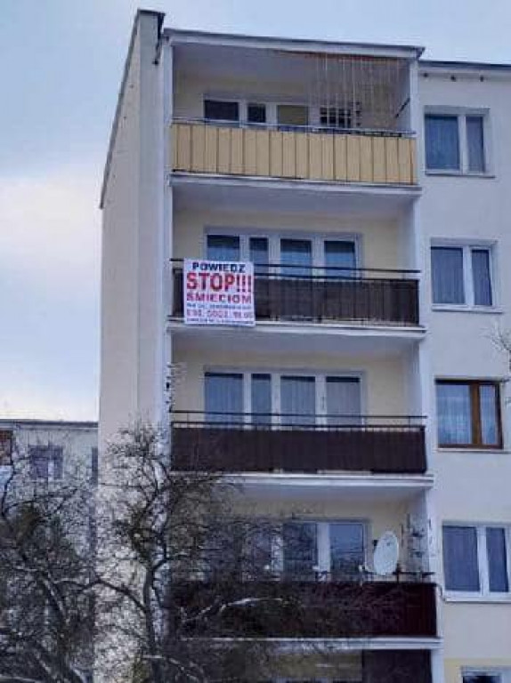 Śmieci przy Sikorskiego. Tak protestują mieszkańcy