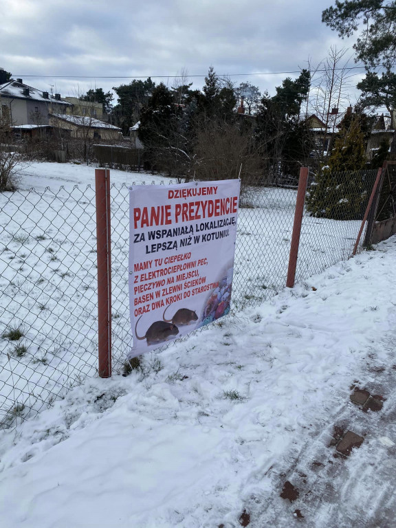 Śmieci przy Sikorskiego. Tak protestują mieszkańcy