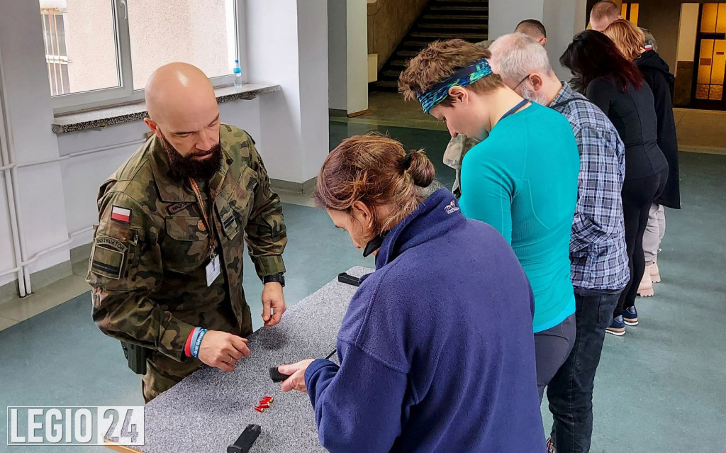 Trenuj z wojskiem: Kolejne ćwiczenia w Zegrzu