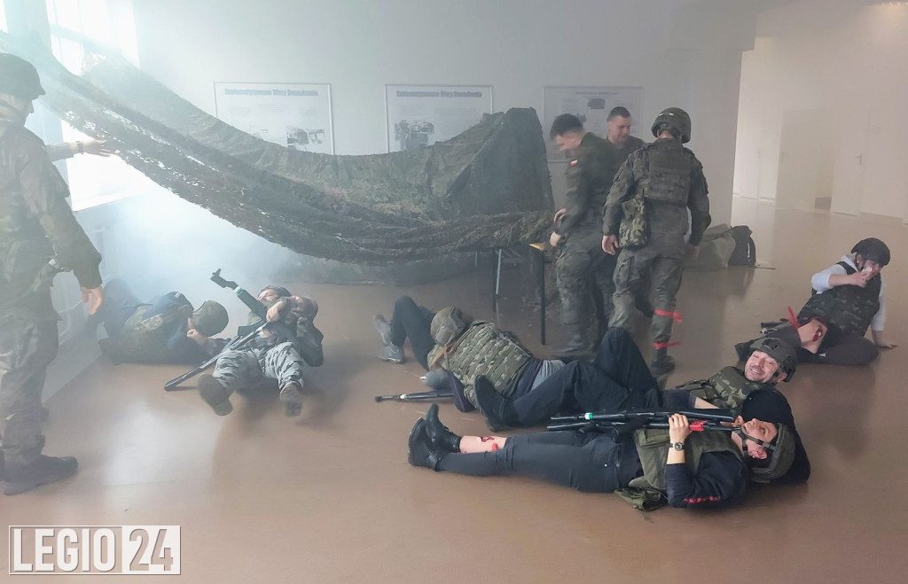 Trenuj z wojskiem: Kolejne ćwiczenia w Zegrzu