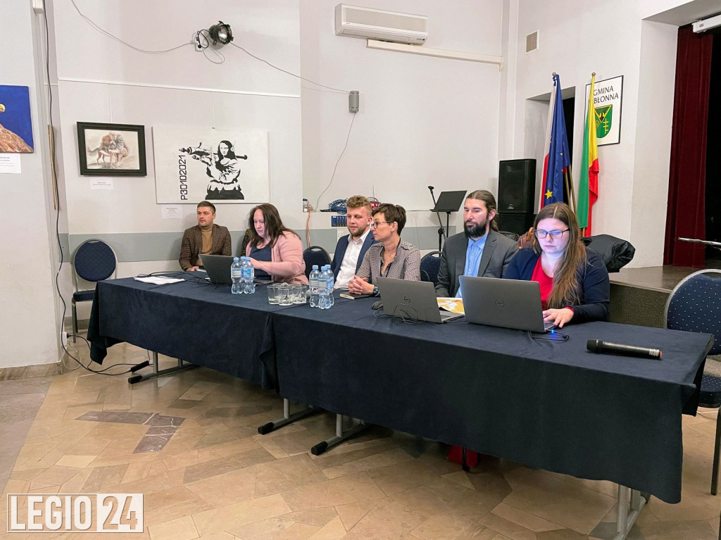Nowe tory przez powiat. Konsultacje w Jabłonnie