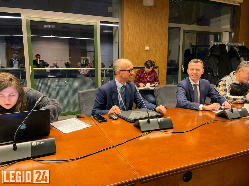 Wspólna deklaracja samorządowców przeciw kolei