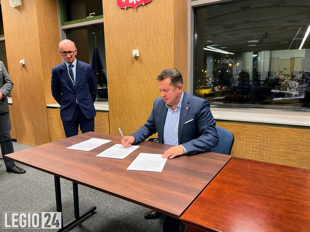 Wspólna deklaracja samorządowców przeciw kolei