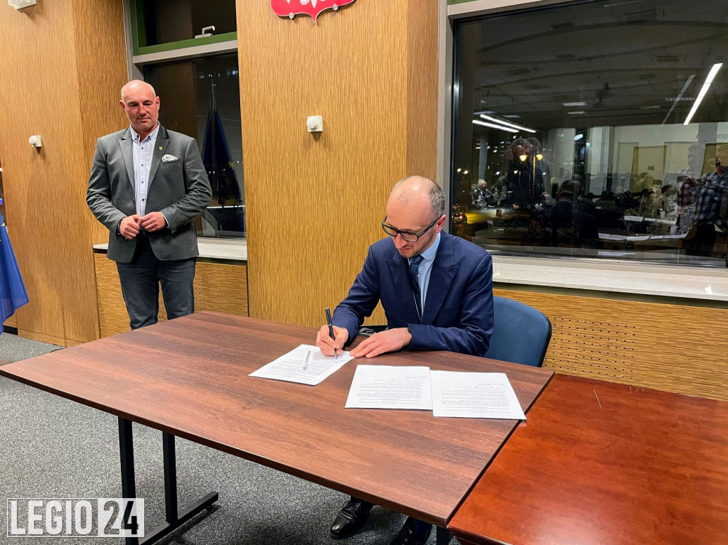 Wspólna deklaracja samorządowców przeciw kolei