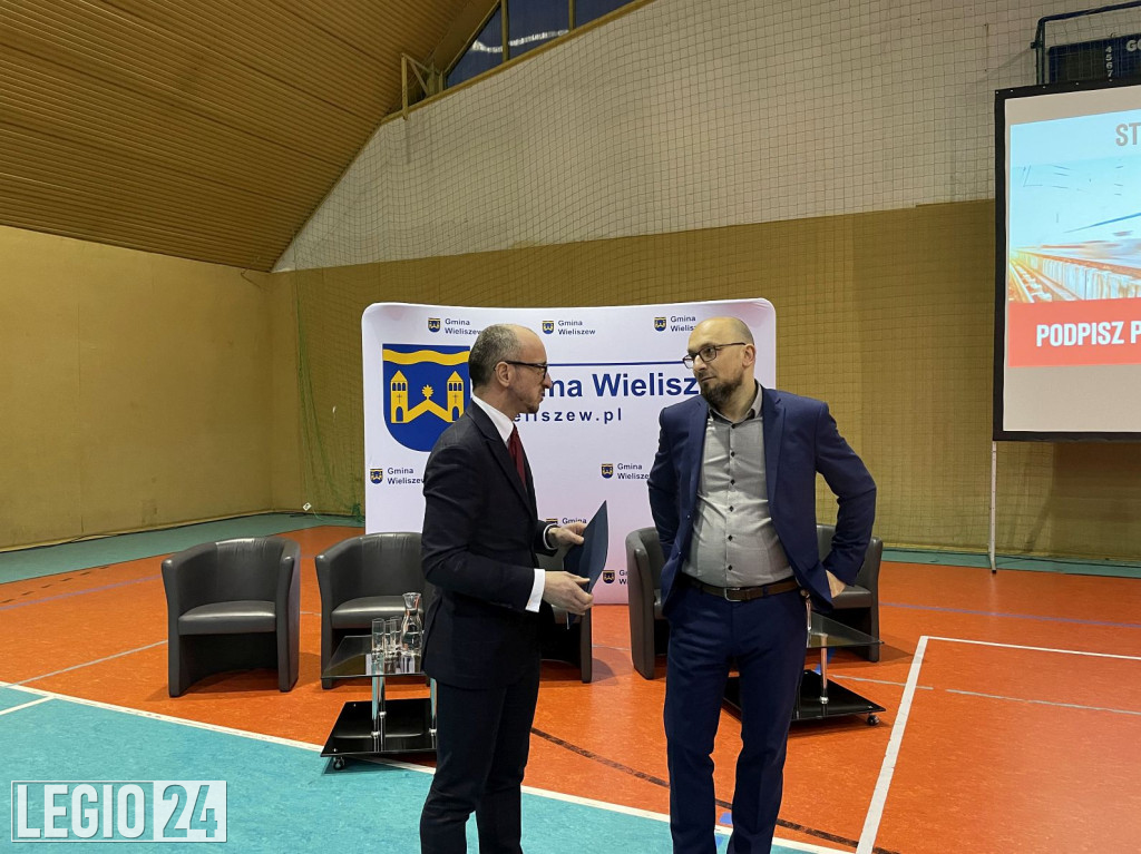 Nowe tory przez powiat. Konsultacje w Wieliszewie