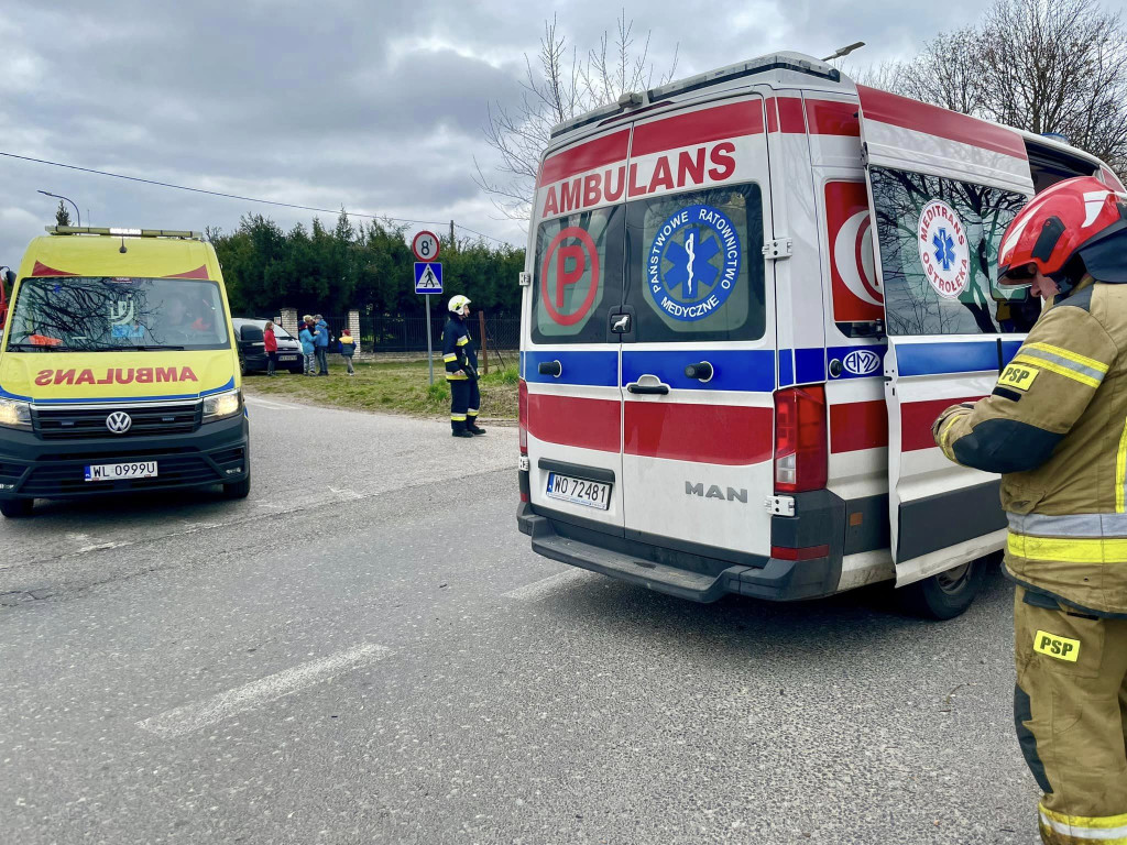 Wypadek szkolnego autobusu w Wierzbicy, gm. Serock