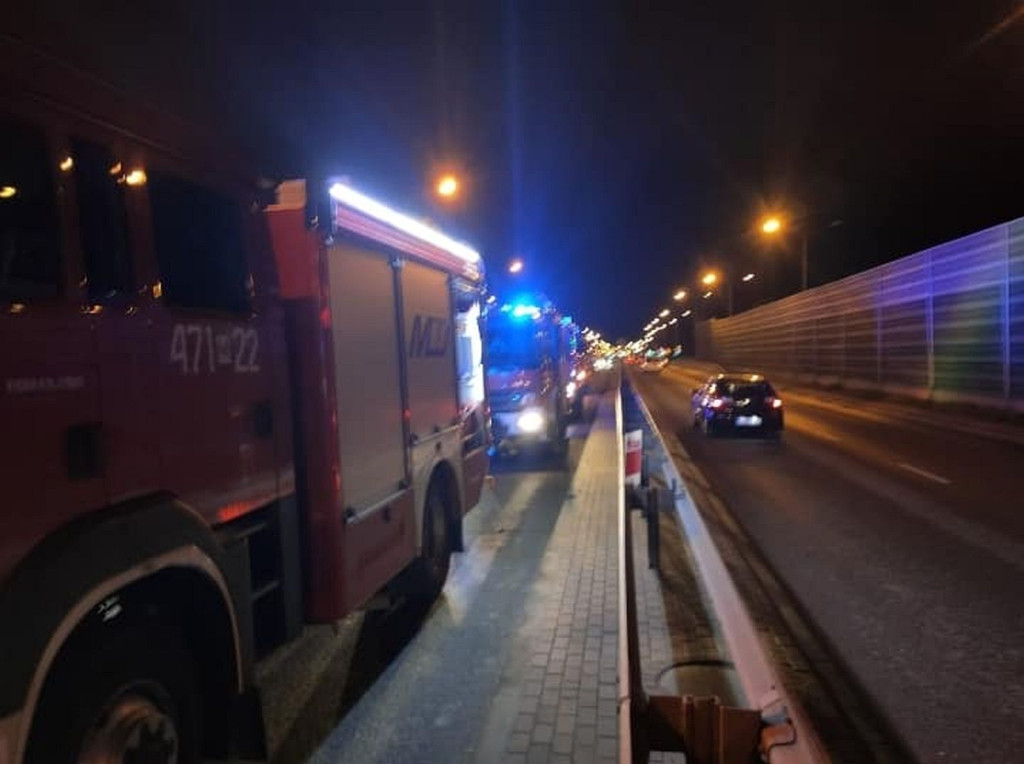 Dachowanie na DK61 w Legionowie
