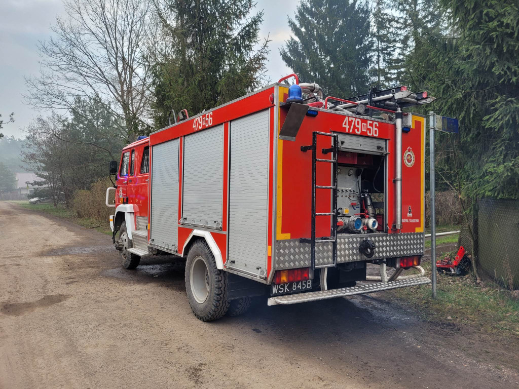 Pożar blaszanego garażu w Skrzeszewie