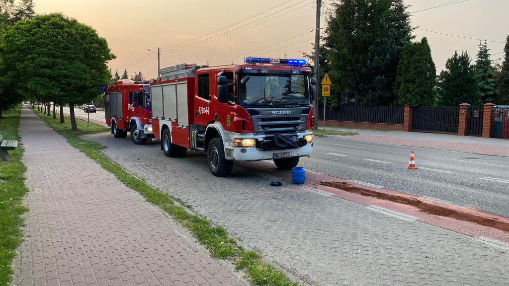 Kolizja osobówki z dostawczakiem w Jabłonnie