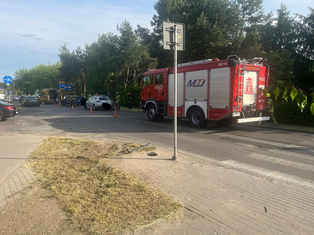 Legionowo: Trzy auta zderzyły się na Strużańskiej
