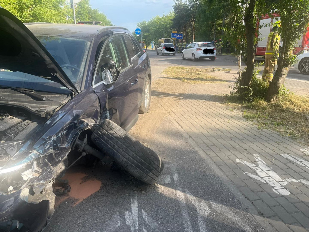 Legionowo: Trzy auta zderzyły się na Strużańskiej