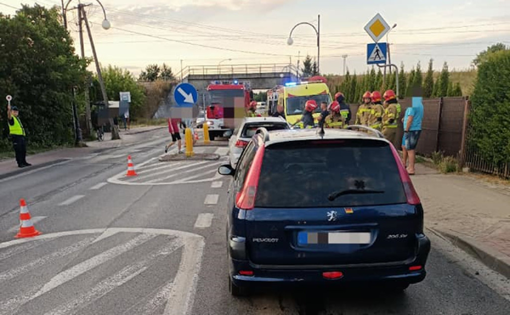 Nieporęt: Zderzenie dwóch osobówek na DW633