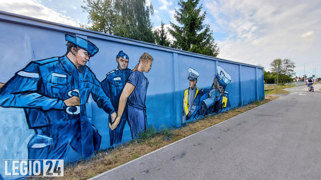 Mural przy CSP w Legionowie prawie gotowy