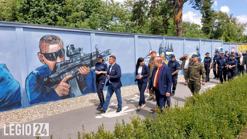 Mural przy CSP oficjalnie zaprezentowany