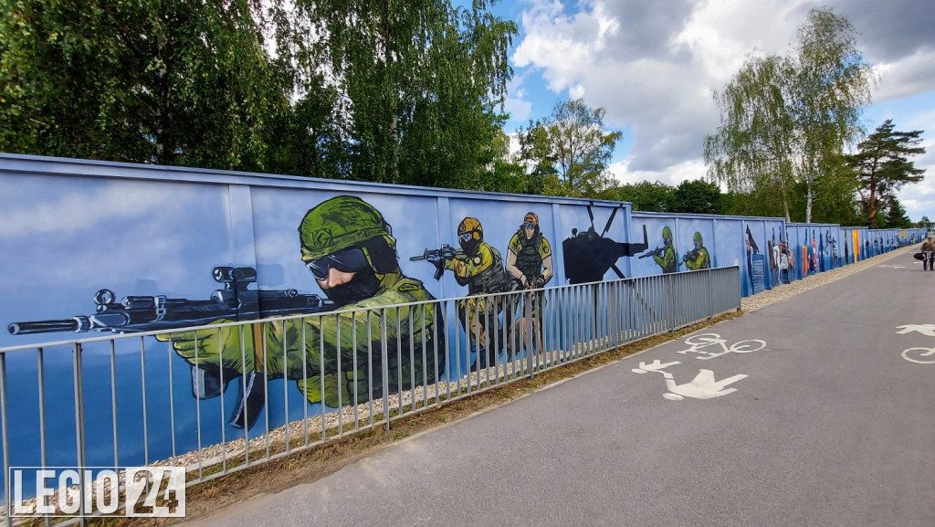 Mural przy CSP oficjalnie zaprezentowany