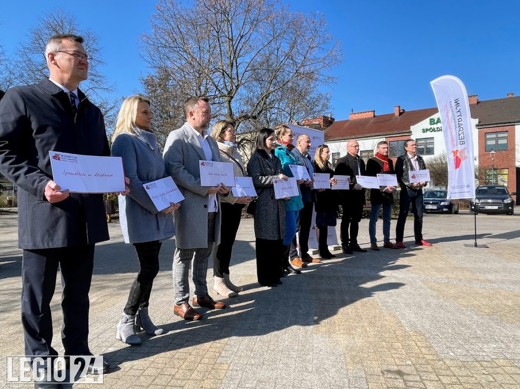 Bezpartyjni przedstawili kandydatów w wyborach