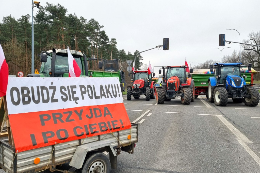 Rondo w Jabłonnie zablokowane przez rolników