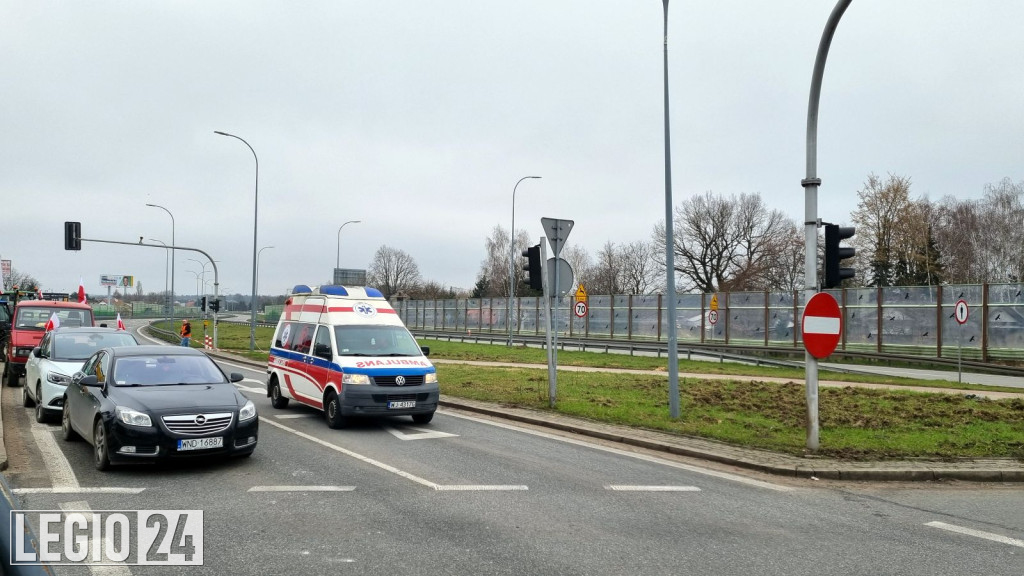 Rondo w Jabłonnie zablokowane przez rolników