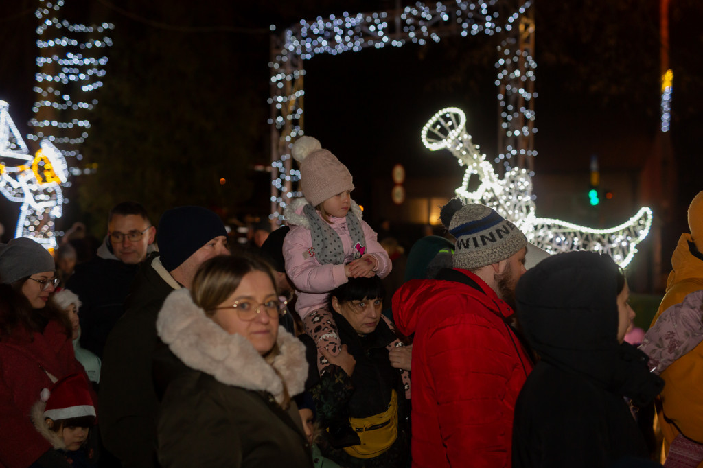 Świąteczna iluminacja w Wieliszewie (2024)