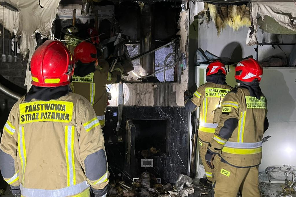 Legionowo: Pożar domu w sylwestrowy wieczór