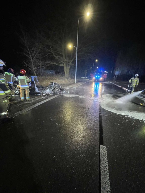 Boża Wola: Elektryk spłonął na ulicy