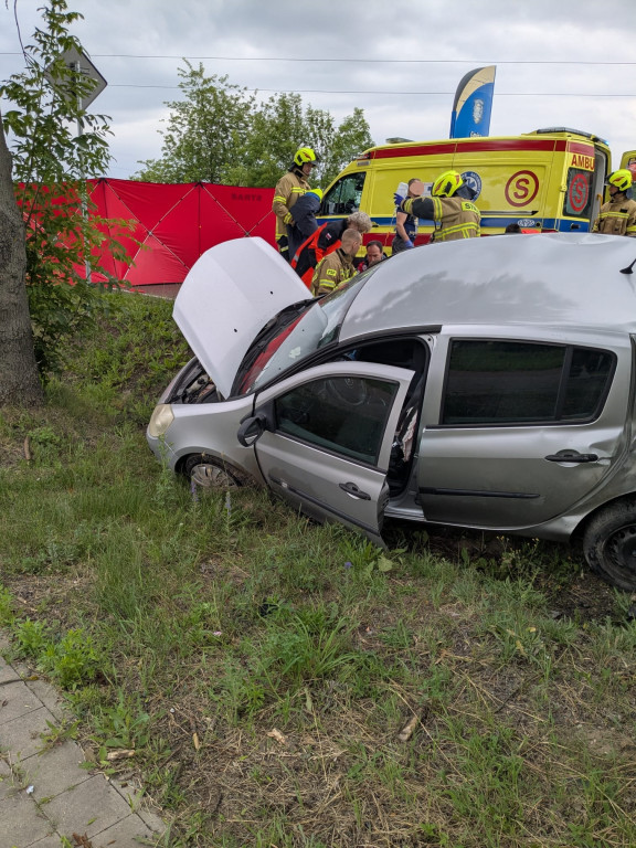 Zderzenie motocykla z osobówką w Górze