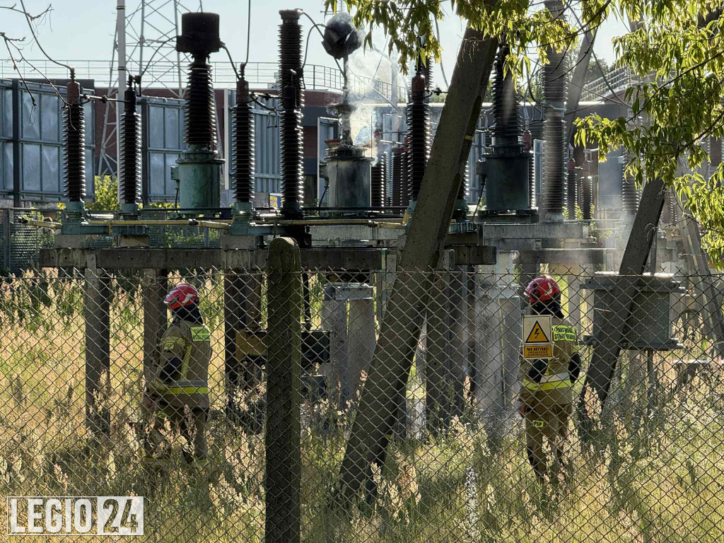 Wybuch i pożar na stacji trafo przy CH Maxim