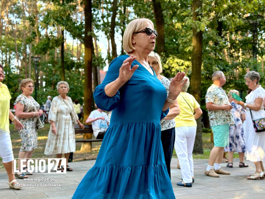 Udany start Potańcówek w Parku Zdrowia