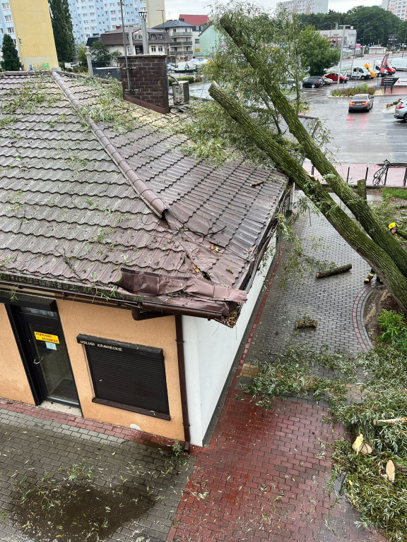 Trzynaście interwencji związanych z burzą