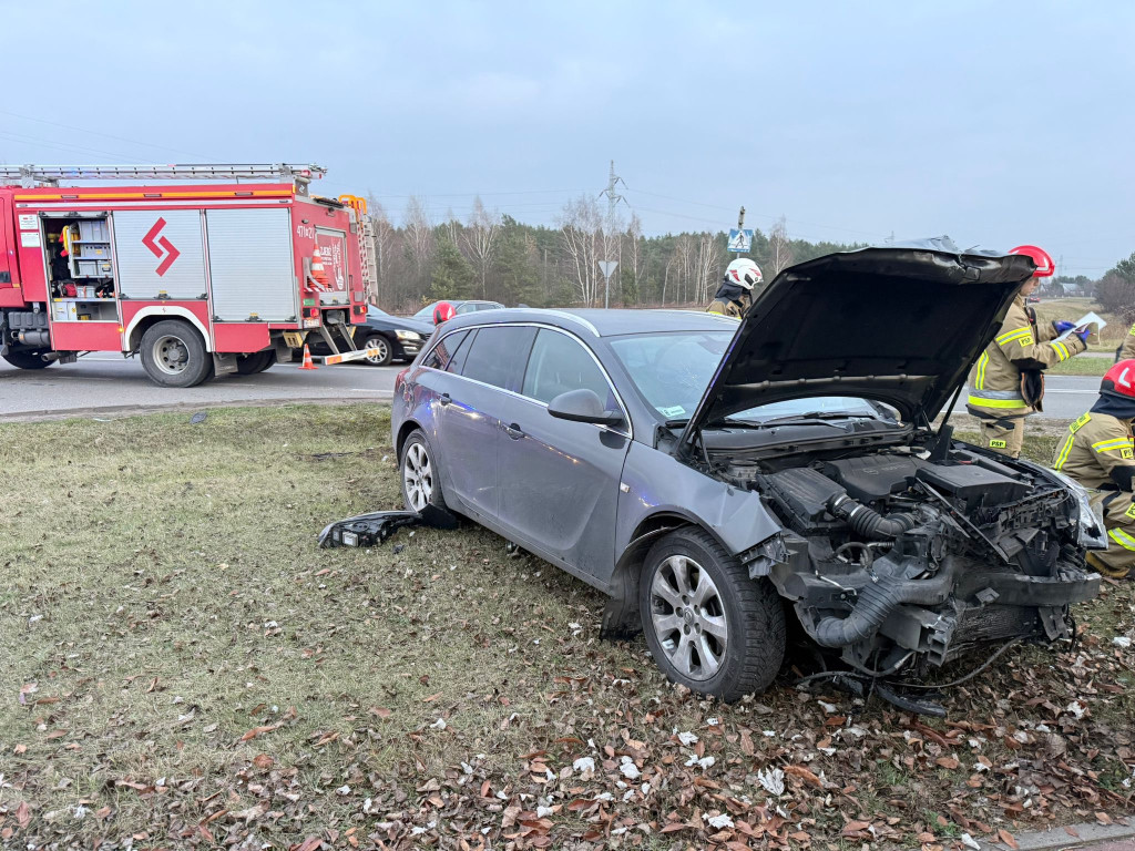 Dwie osoby poszkodowane po zderzeniu w Łajskach