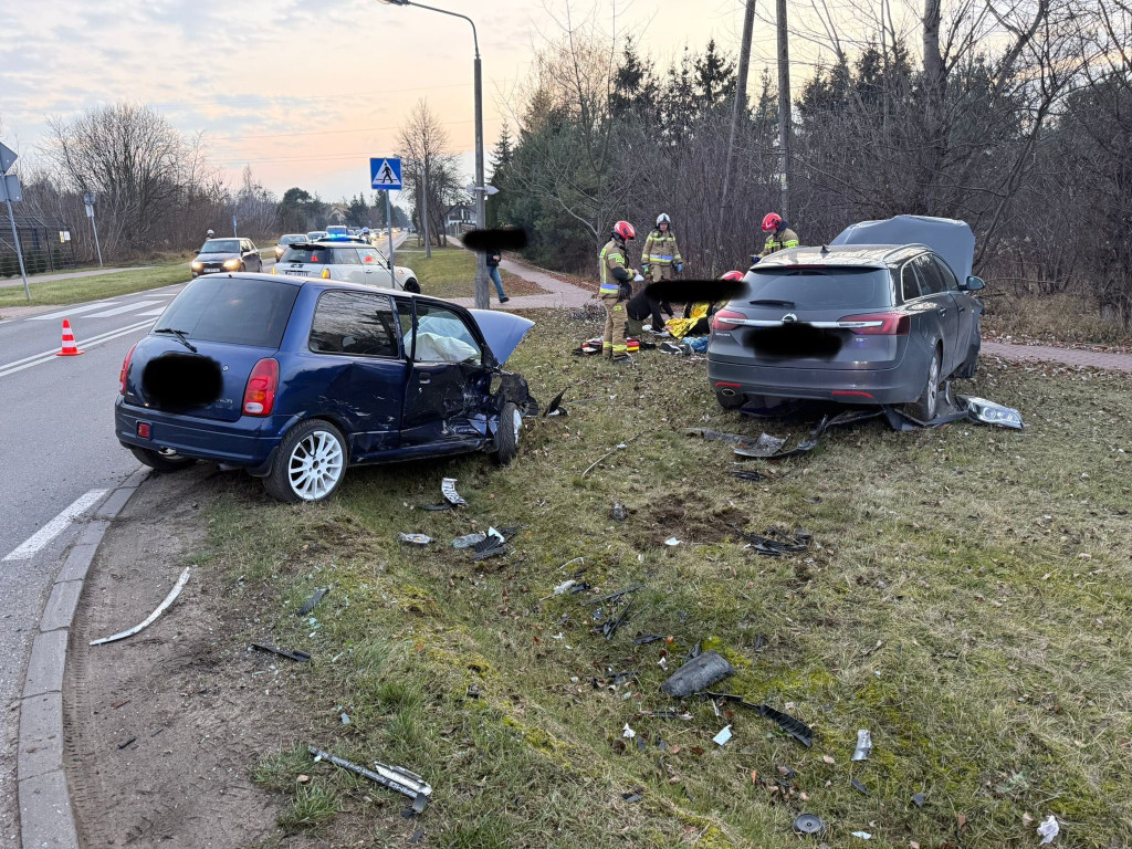 Dwie osoby poszkodowane po zderzeniu w Łajskach