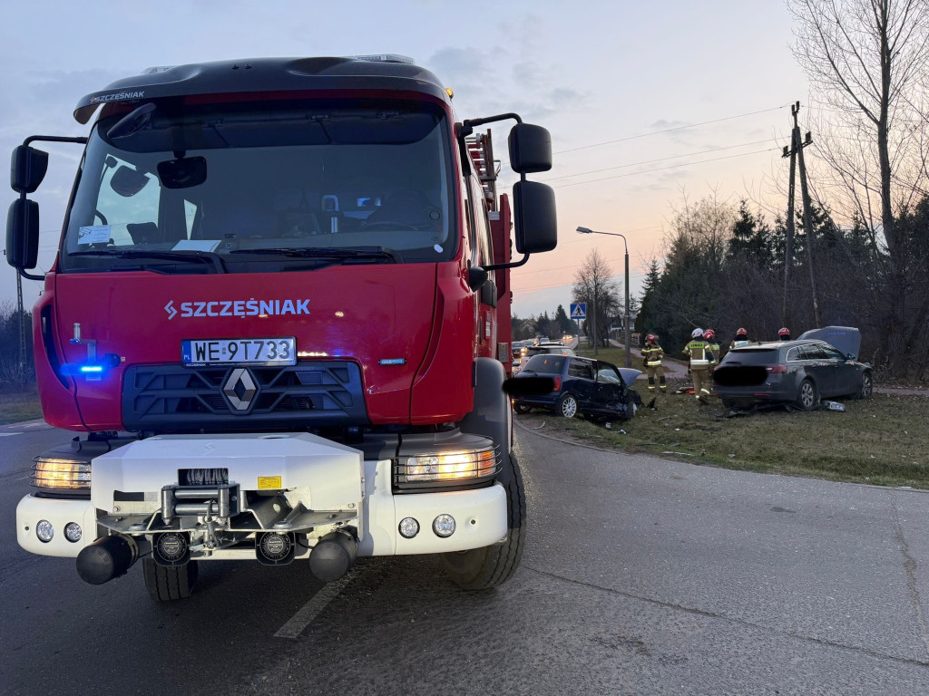 Dwie osoby poszkodowane po zderzeniu w Łajskach