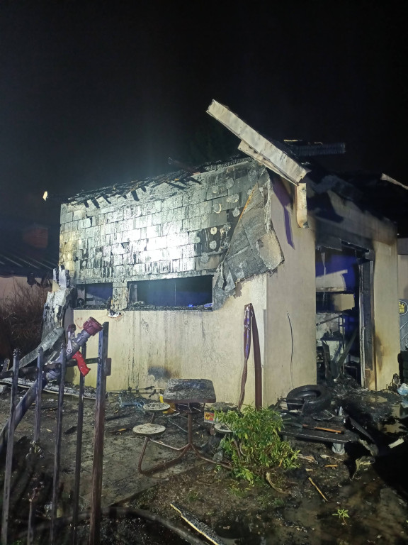 Łajski: Pożar w warsztacie samochodowym