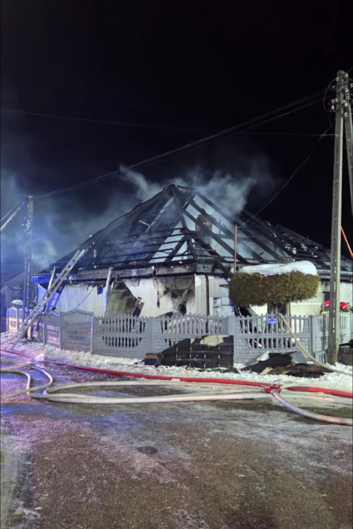 Krubin: Spłonął dom. W akcji 13 zastępów strażaków