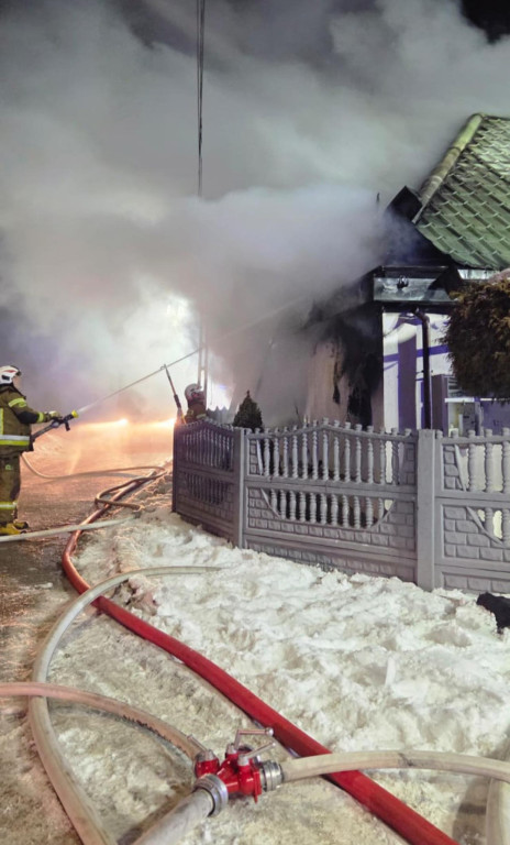 Krubin: Spłonął dom. W akcji 13 zastępów strażaków